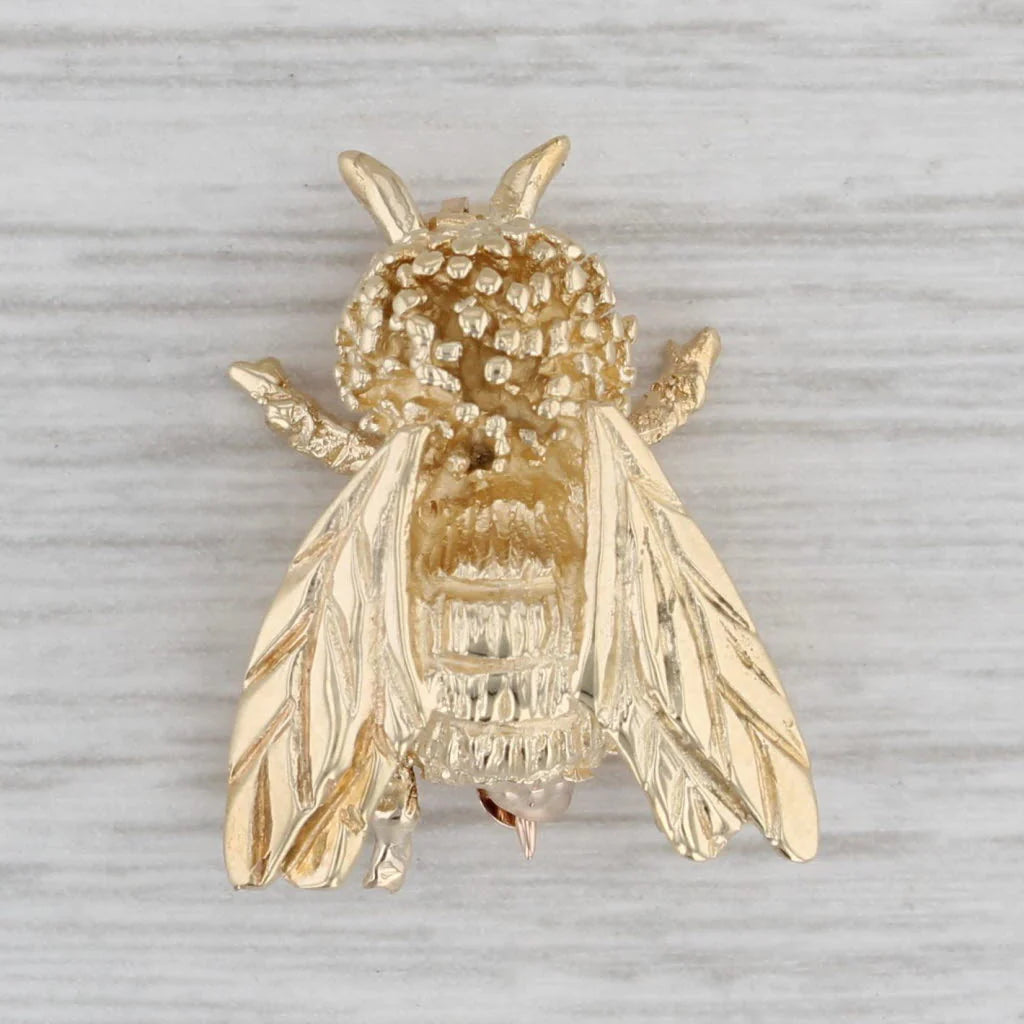 Whimsical articulate detail Bumble Bee Brooch pin in 14K