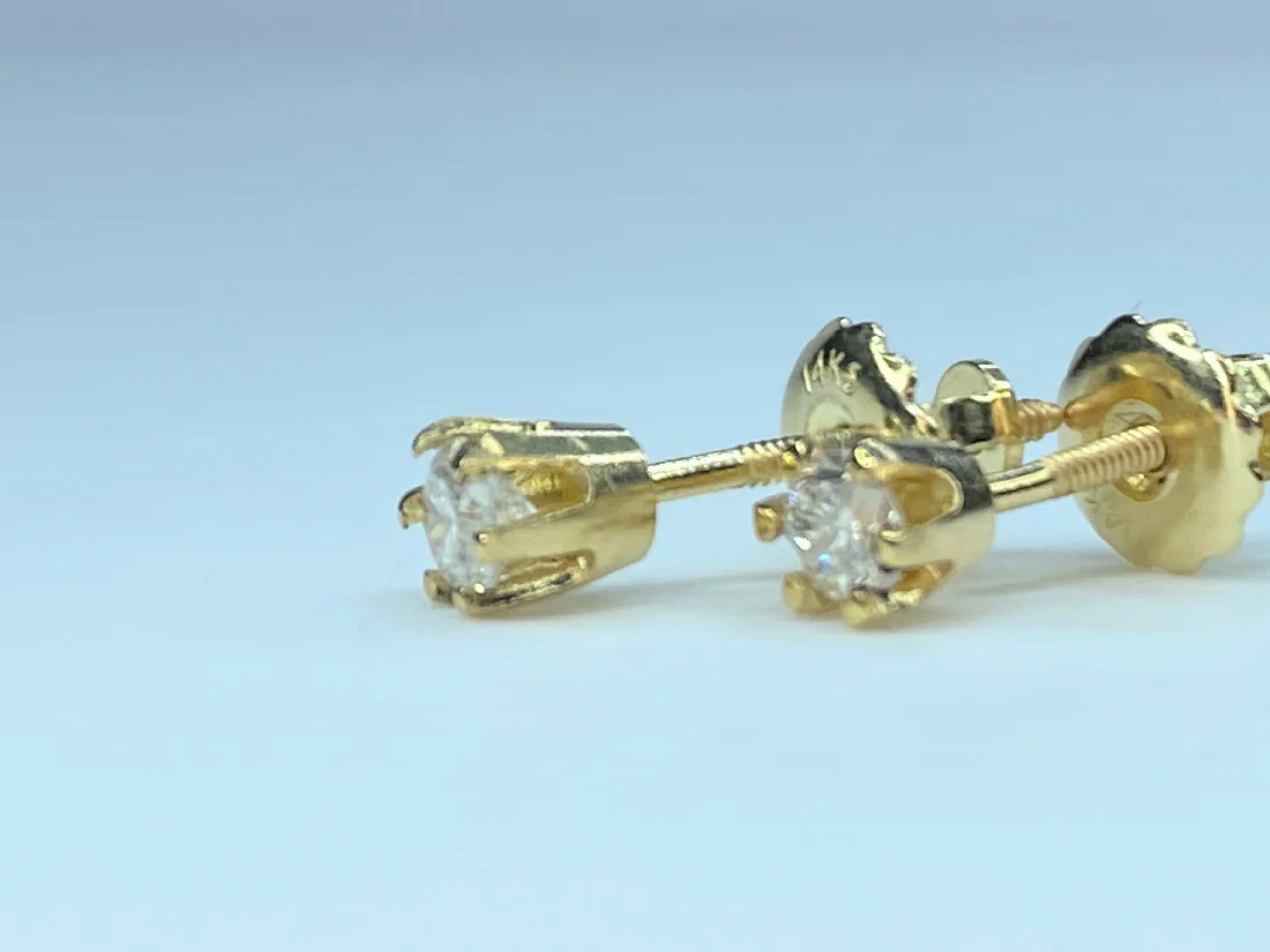 14k Yellow Gold 0.3ct Round Brilliant Cut Diamond 6 Prong Stud Earring JR8642