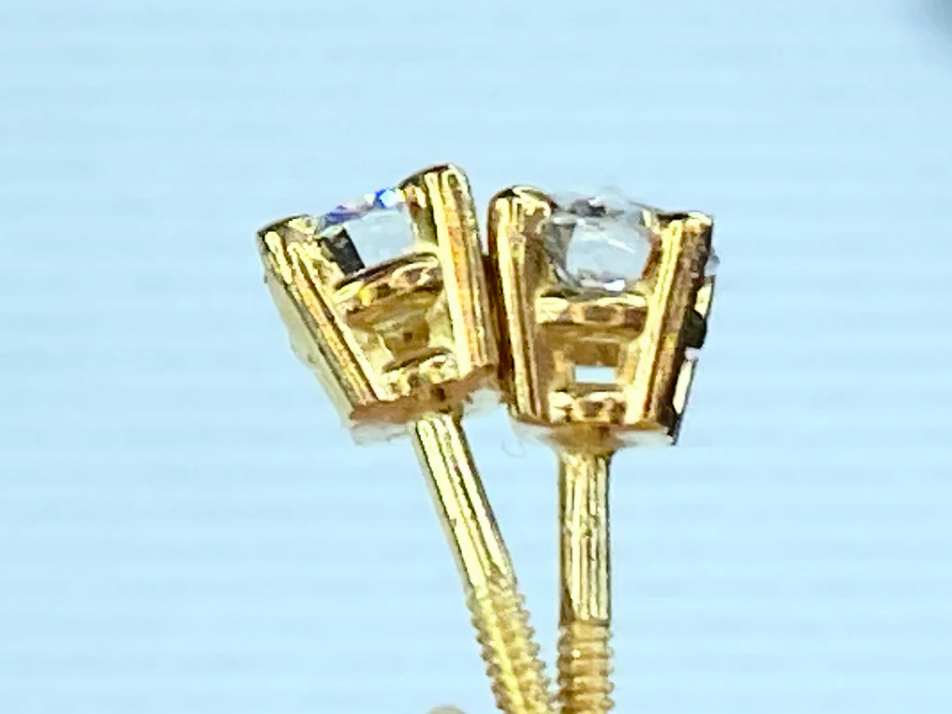 14k Yellow Gold 0.3ct Round Brilliant Cut Diamond 6 Prong Stud Earring JR8642