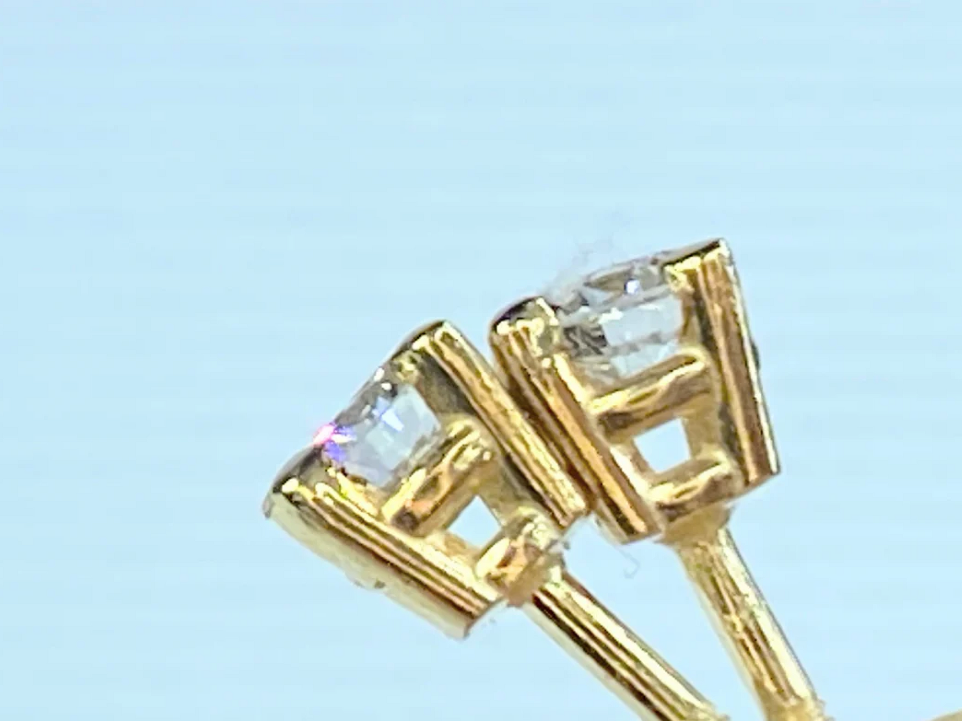 14k Yellow Gold 0.3ct Round Brilliant Cut Diamond 6 Prong Stud Earring JR8642
