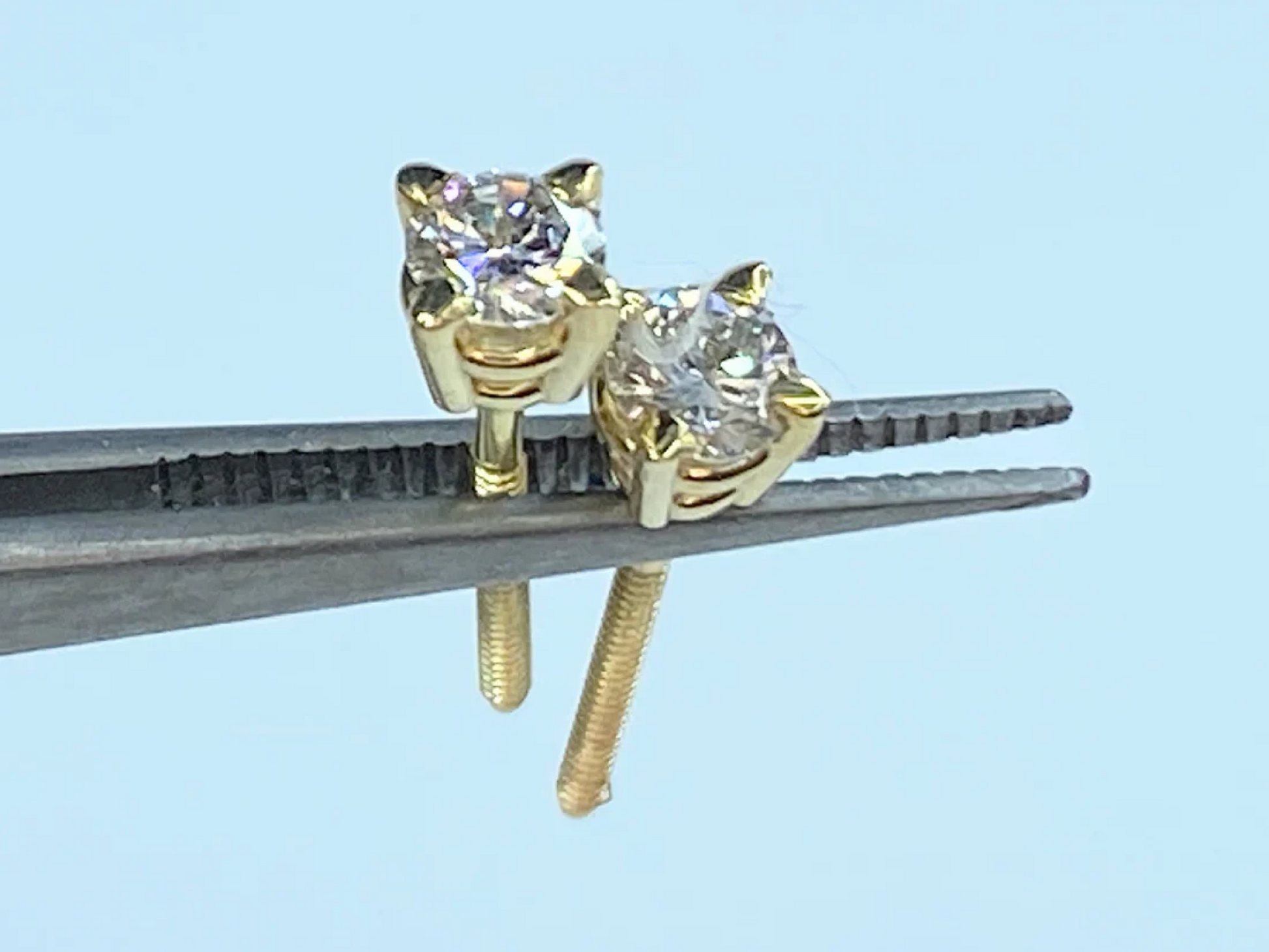 14k Yellow Gold 0.3ct Round Brilliant Cut Diamond 6 Prong Stud Earring JR8642