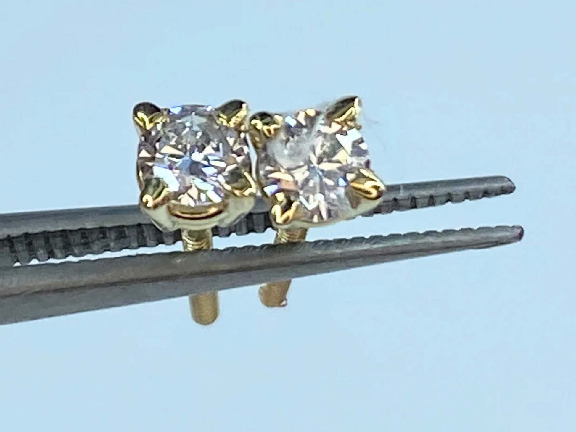 14k Yellow Gold 0.3ct Round Brilliant Cut Diamond 6 Prong Stud Earring JR8642