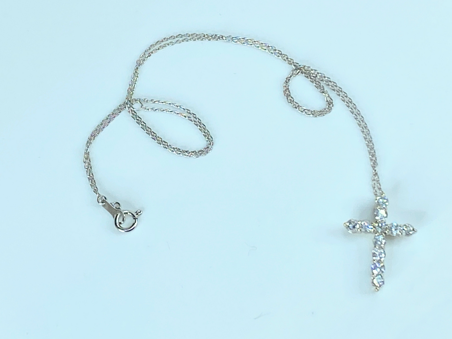 1.0ct Diamond Cross 18K white gold necklace 2.8g 15.75" JR8465