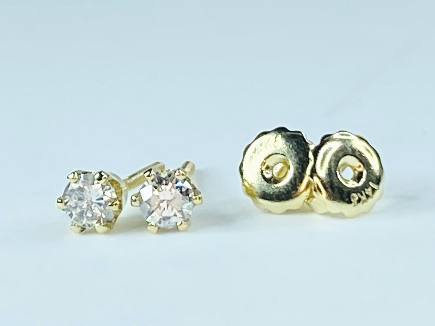 1/3ct Round Brilliant Diamond Solitaire White Gold Stud Earrings Classic JR8585