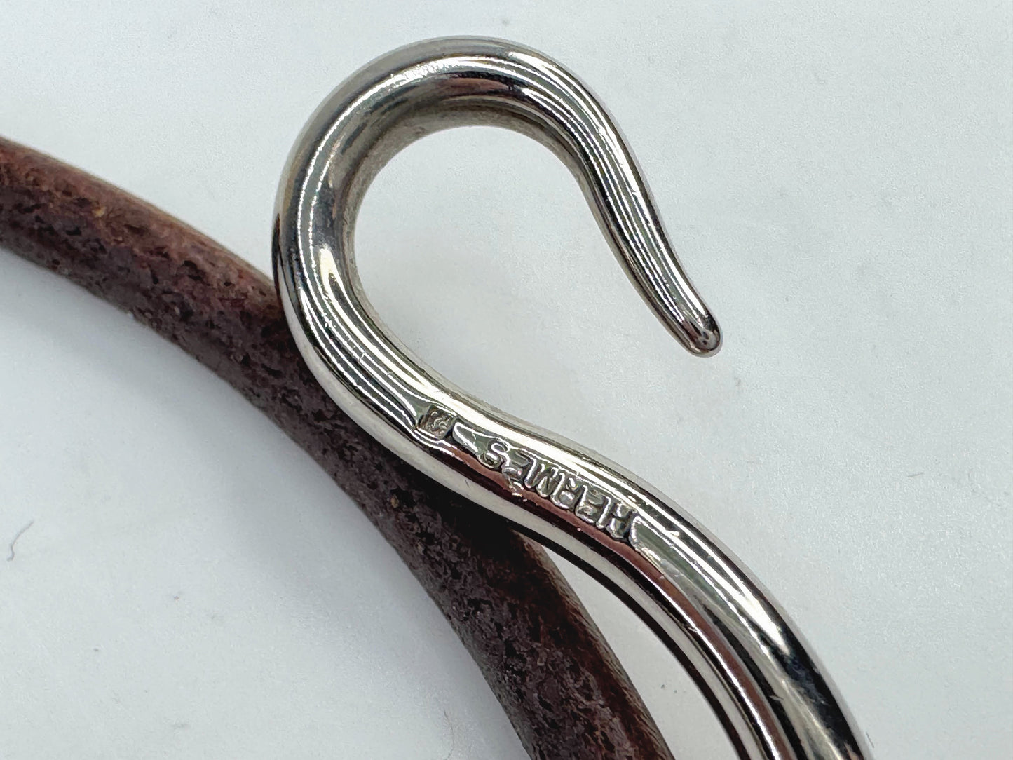 Vintage Hermès Jumbo Hook Leather Bracelet Palladium Brown GS794