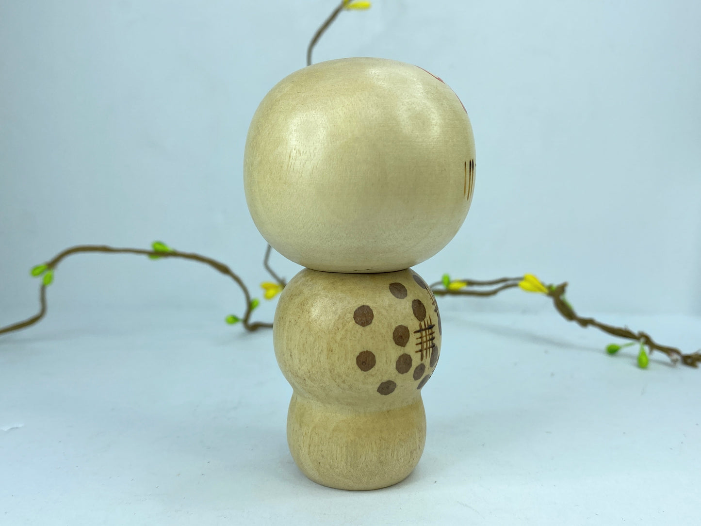 Kokeshi Doll by Isamu Yamakawa "Warabe" young lad 3.5" tall in box A223