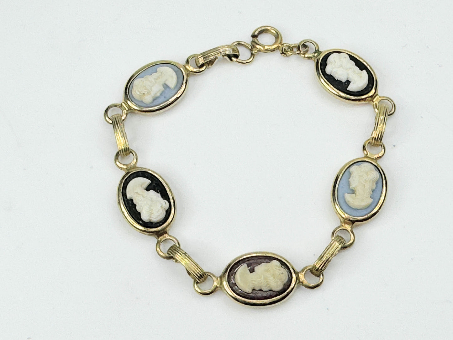 Antique 14K yellow gold Plastic Cameo bracelet 7.0" 7.0g JR9450
