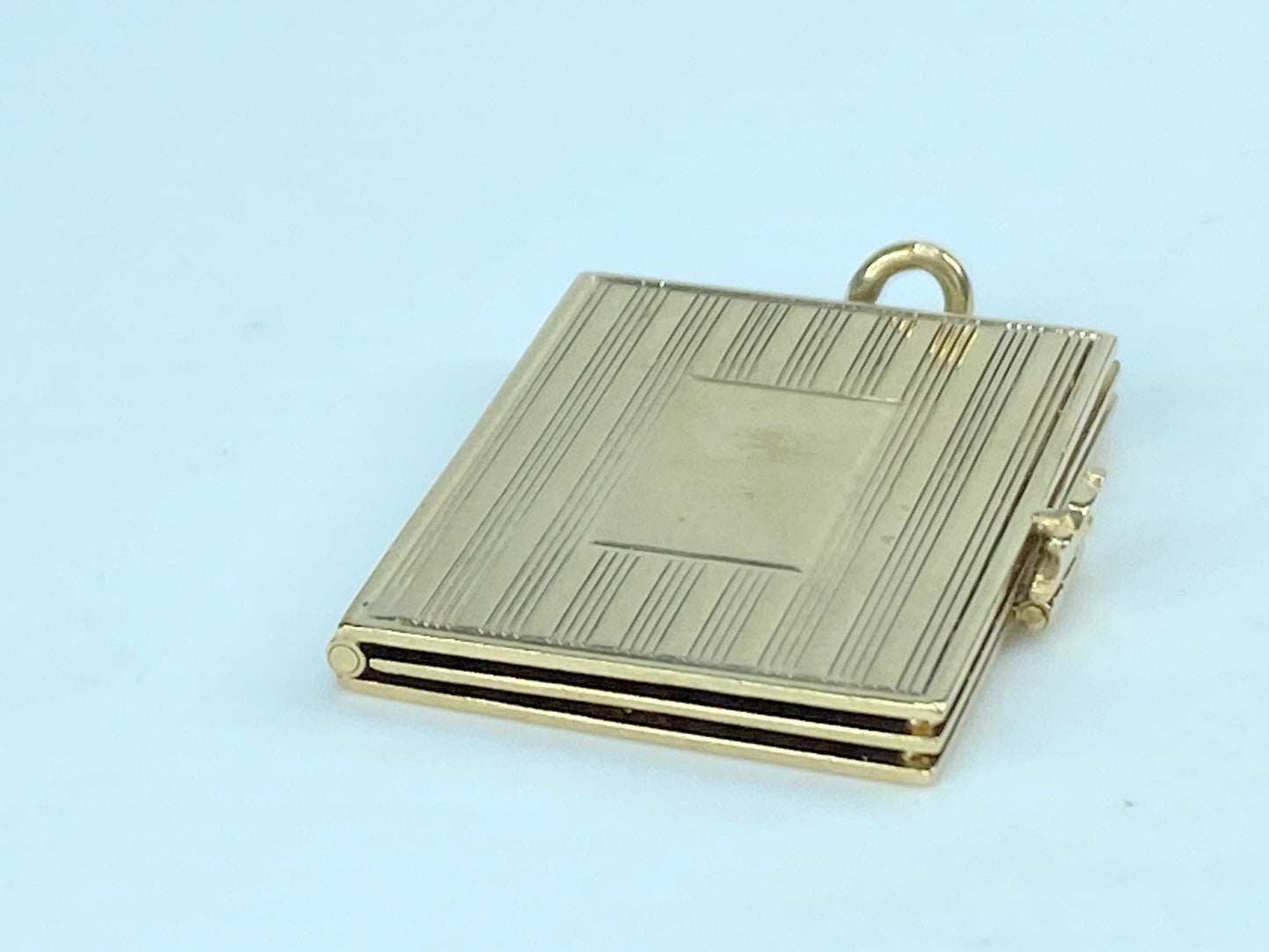 Art Deco 14K 4 Gold Picture Book Pendant 1 1/8"