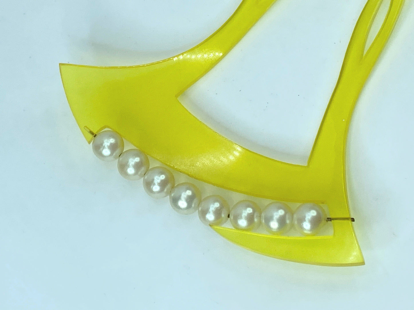 Kanzashi kimono Hair stick yellow resin faux pearls GS403