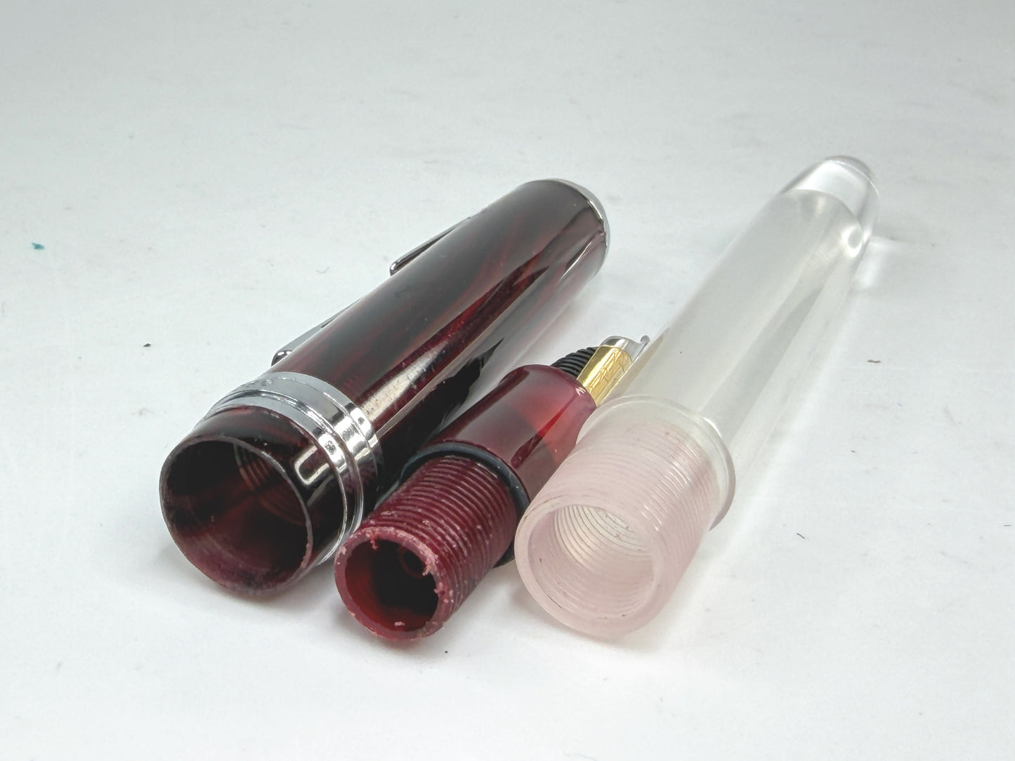 Vintage Recife Red Marbled Fountain Pen Clear Barrel Fine Nib SS287