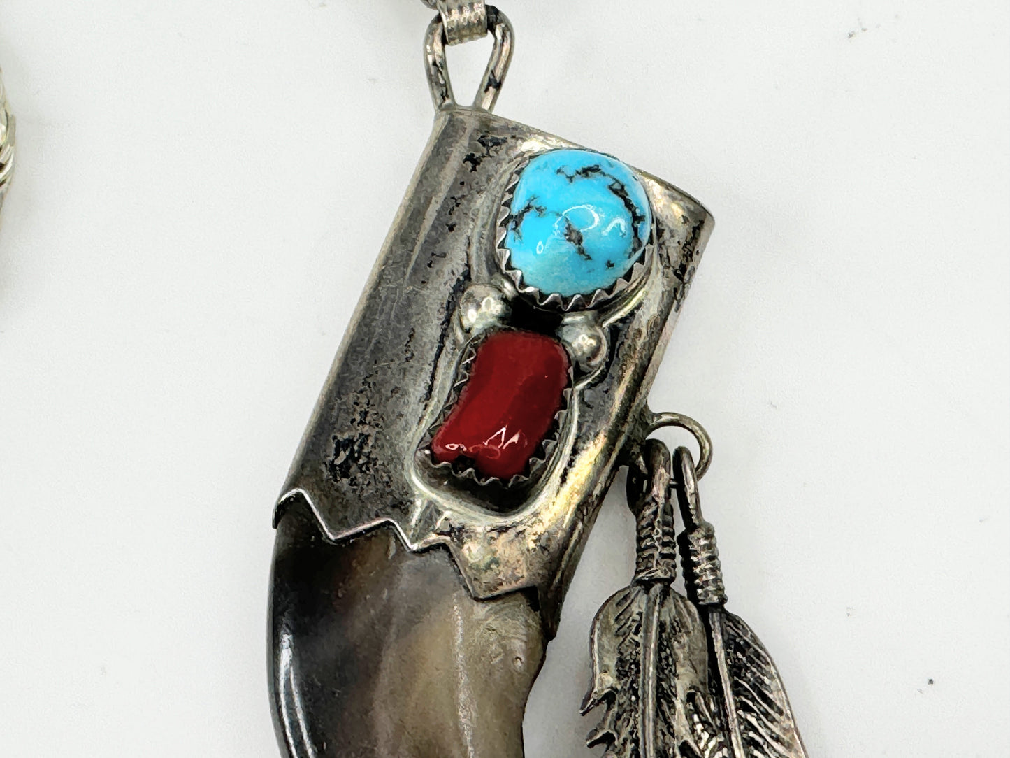 Richard Begay Navajo Turquoise Red Coral Feathers rope link necklace 22g JR9460
