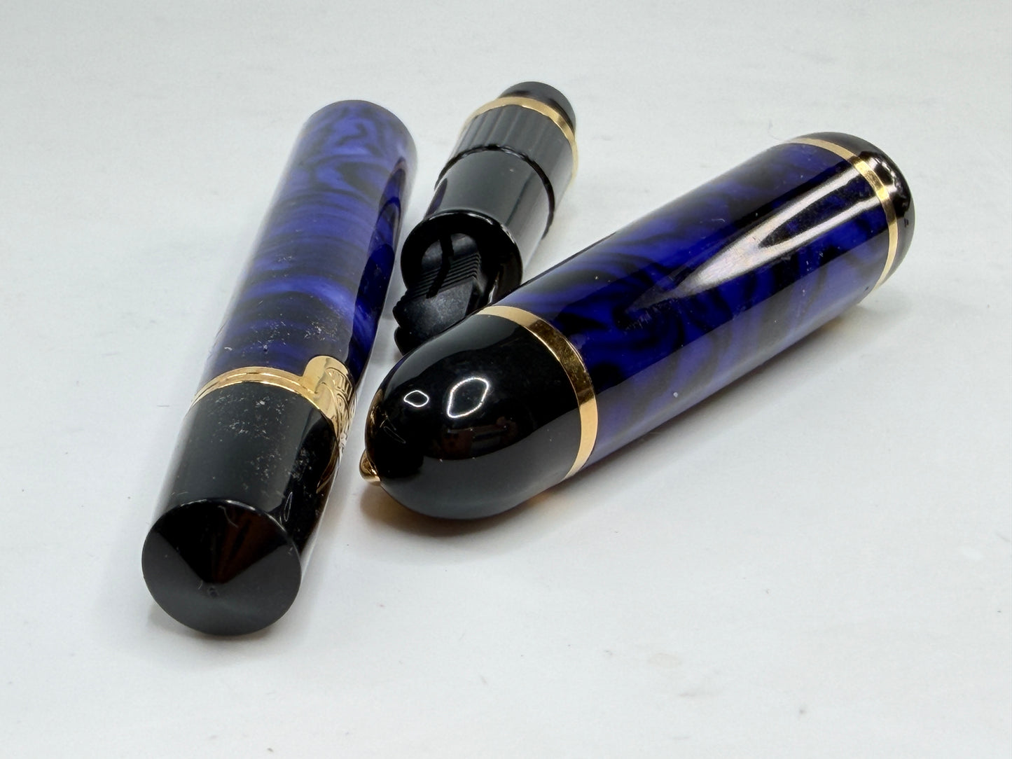 Vintage Waterman Fountain Pen Blue Marble Gold Trim Medium Nib SS290