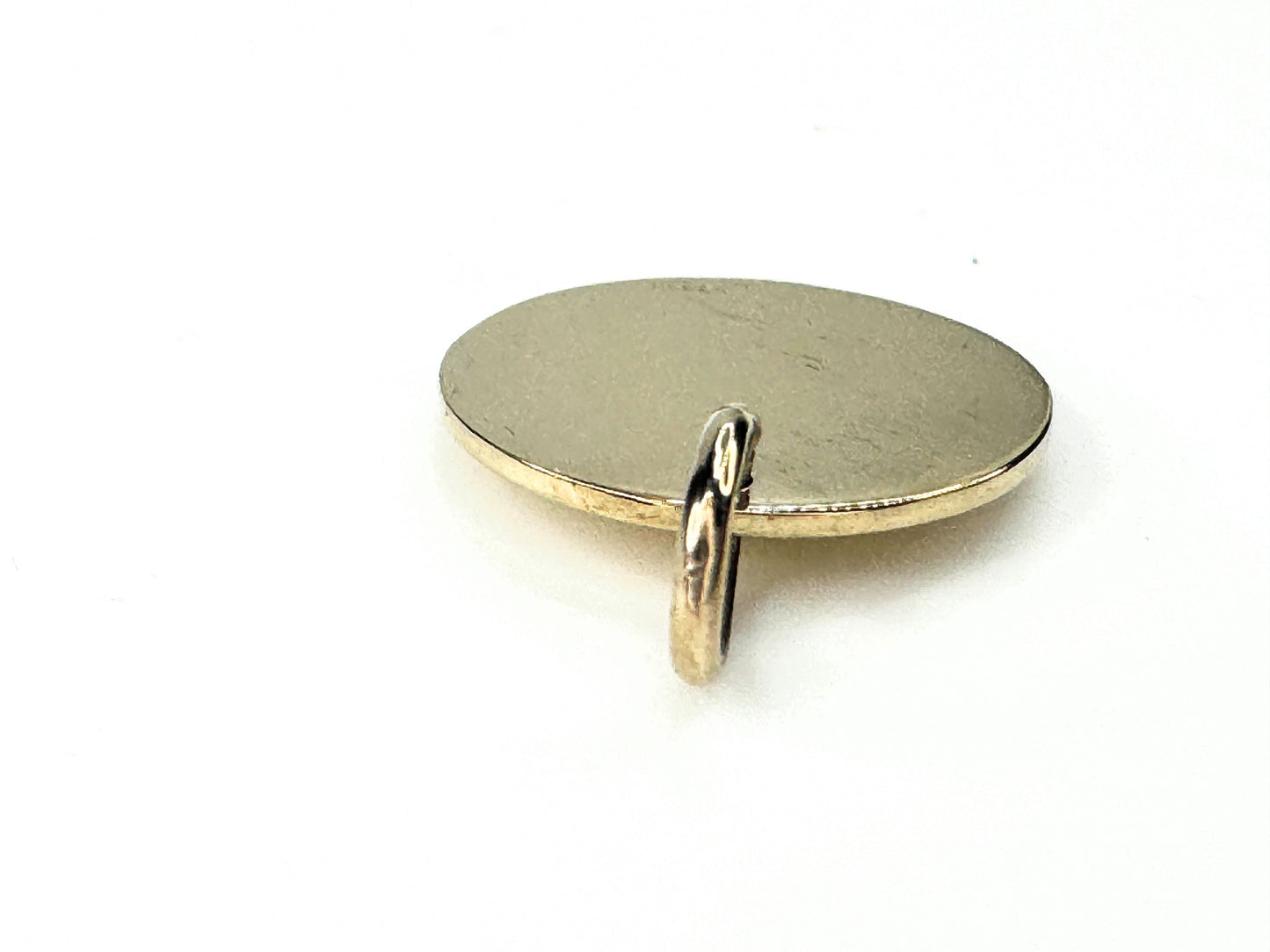 14K yellow gold circular Disc charm 16.8mm 2.7g JR9462