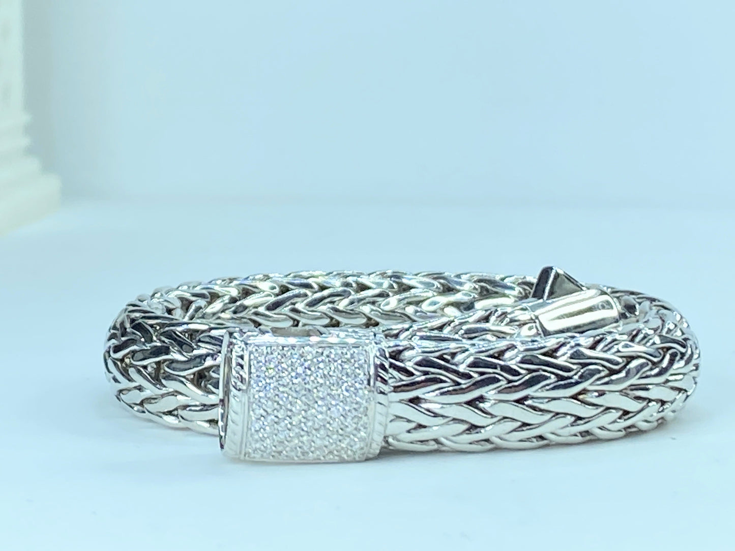 JOHN HARDY Classic Chain 11.5mm Pave Diamond 0.62ctw bracelet