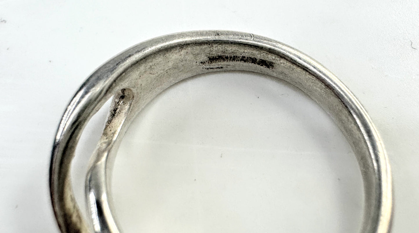 Vintage Tiffany & Co Sterling Silver Infinity LOVE Knot Ring Pouch s6.5 JR1632