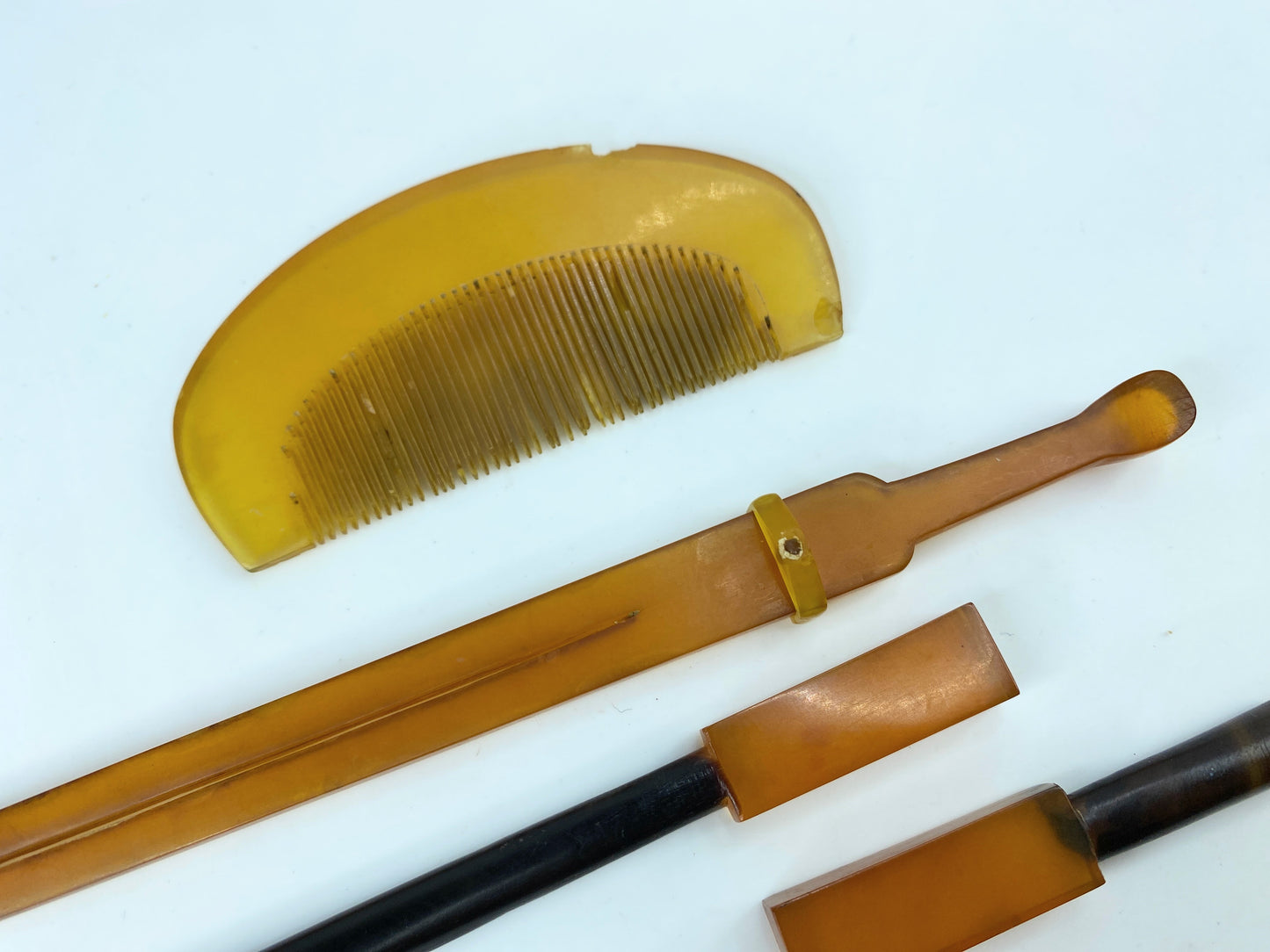 A Hair Comb Set From Japan - Kogai and Kushi Set - Early Showa Period GS509