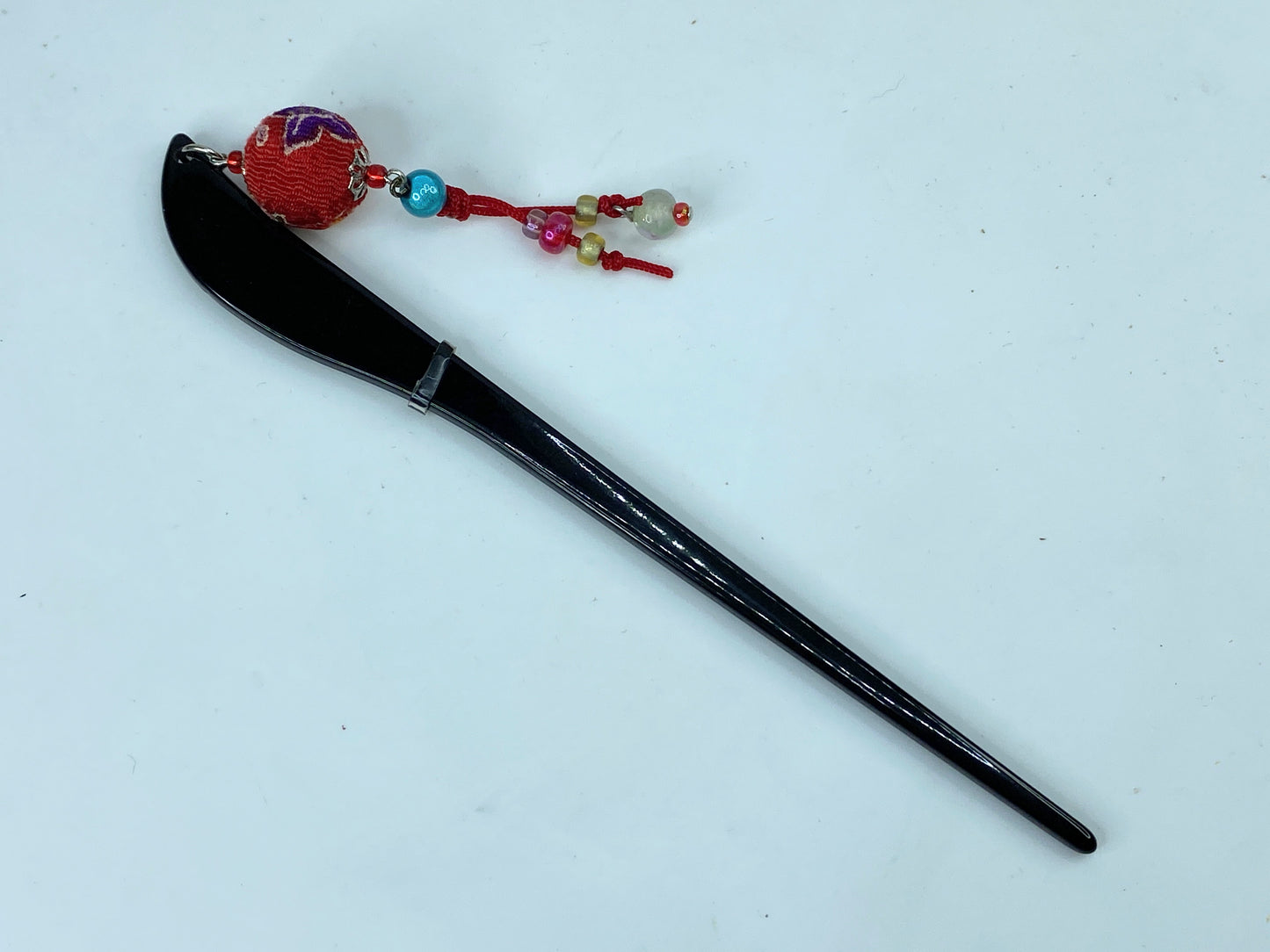 Rare Japanese Lacque black wooden Chirima ball crystal blue bead hairpin GS515