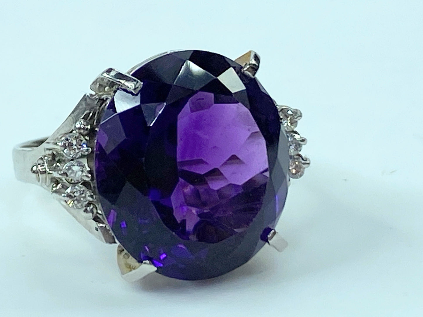 Platinum 8.90ct faceted Amethyst 0.12ct Diamond statement ring 9.1g s7 JR339