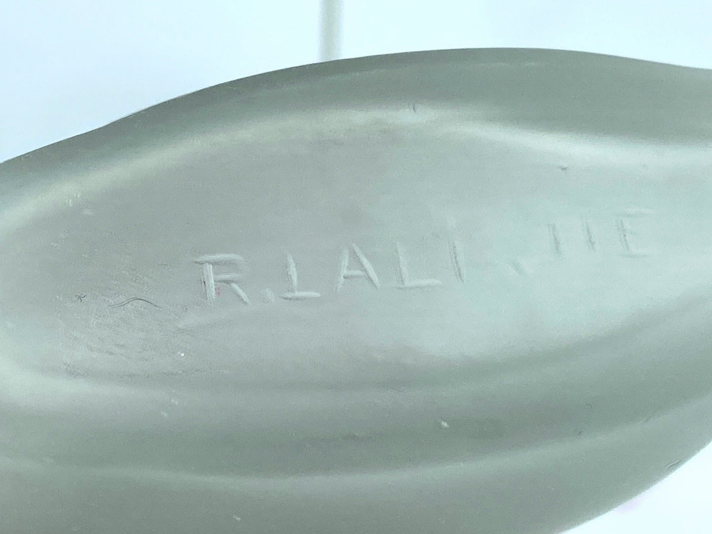 Mid-century French Art Deco Lalique for Worth Perfume Bottle 4" Mint