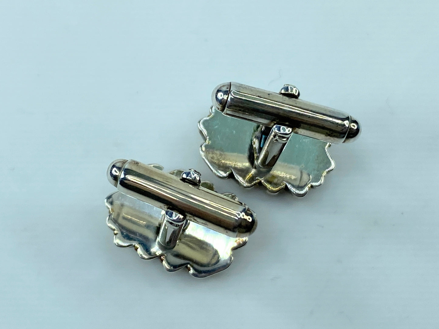 Tiffany & Co. Sterling Silver and 18K Yellow Gold Cufflinks in box JR381