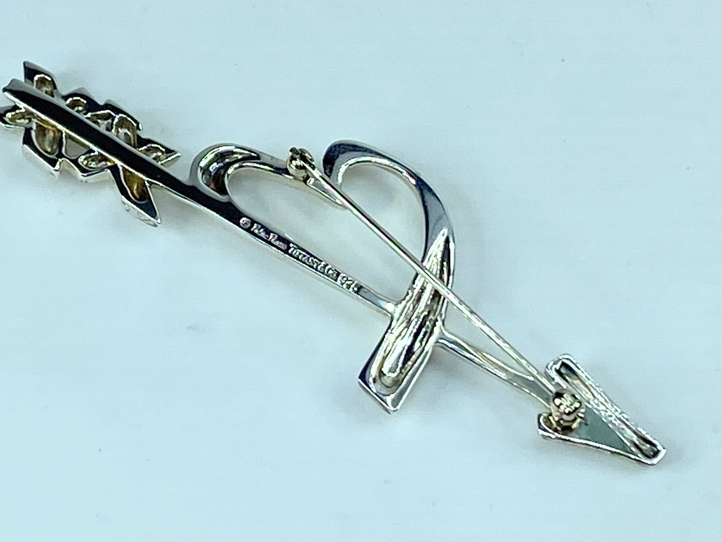 1990s Tiffany & Co Estate Heart & Arrow Brooch Silver By Paloma Picasso JR298