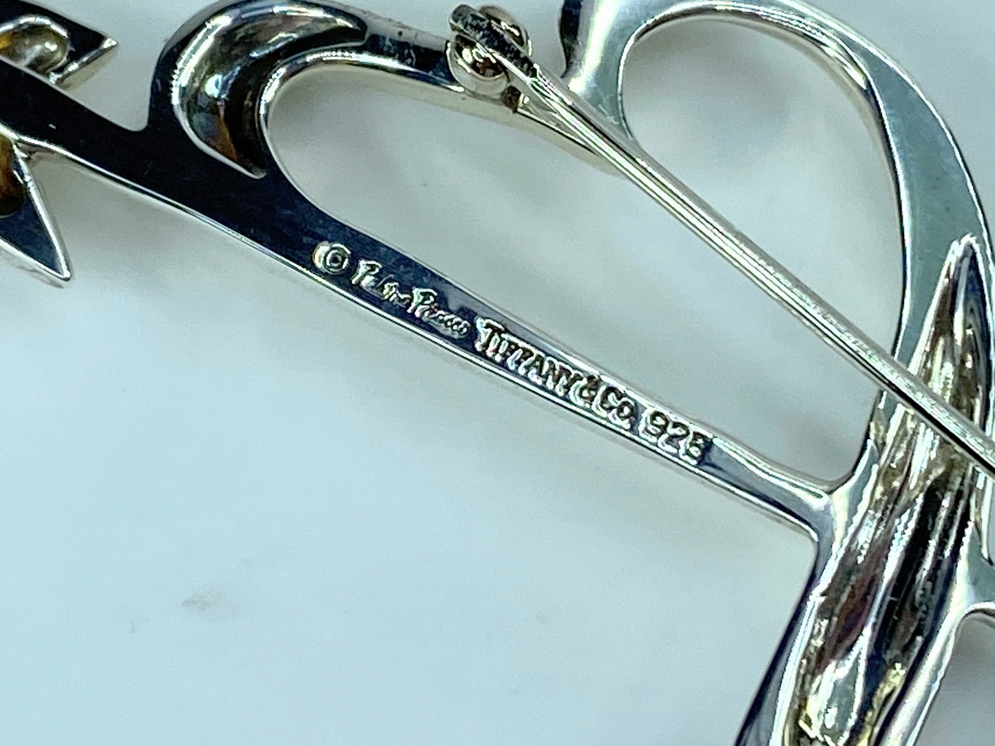 1990s Tiffany & Co Estate Heart & Arrow Brooch Silver By Paloma Picasso JR298