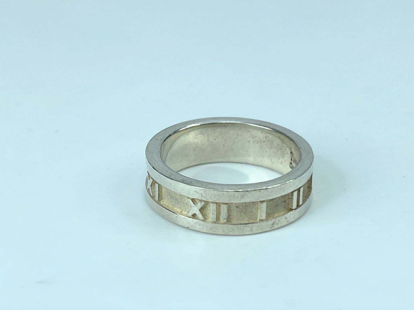 Tiffany & Co 6.7mm Atlas Ring in sterling silver 925 Size 8.75 7.9g JR307