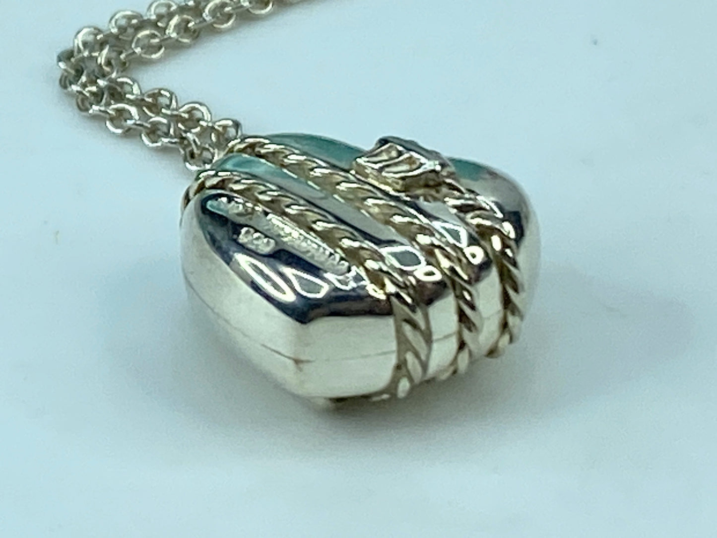 Tiffany & Co 925 Silver Solid Heart with Arrow Pendant Necklace 18" 8.9g JR338