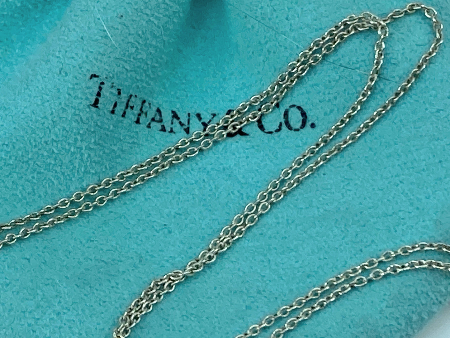 Tiffany & Co. Elsa Peretti initial "y" Pendant Necklace sterling silver JR334