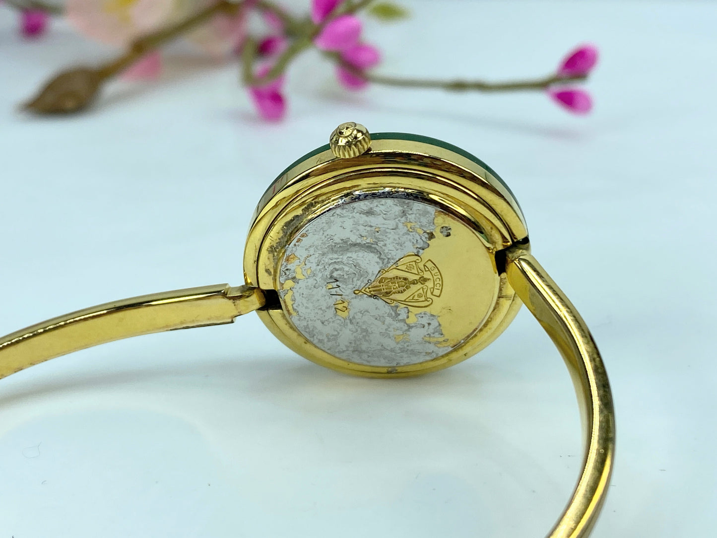 Gucci Change Bezel 12 Colors White & Gold Women's Watch Plating Quartz Box GS405
