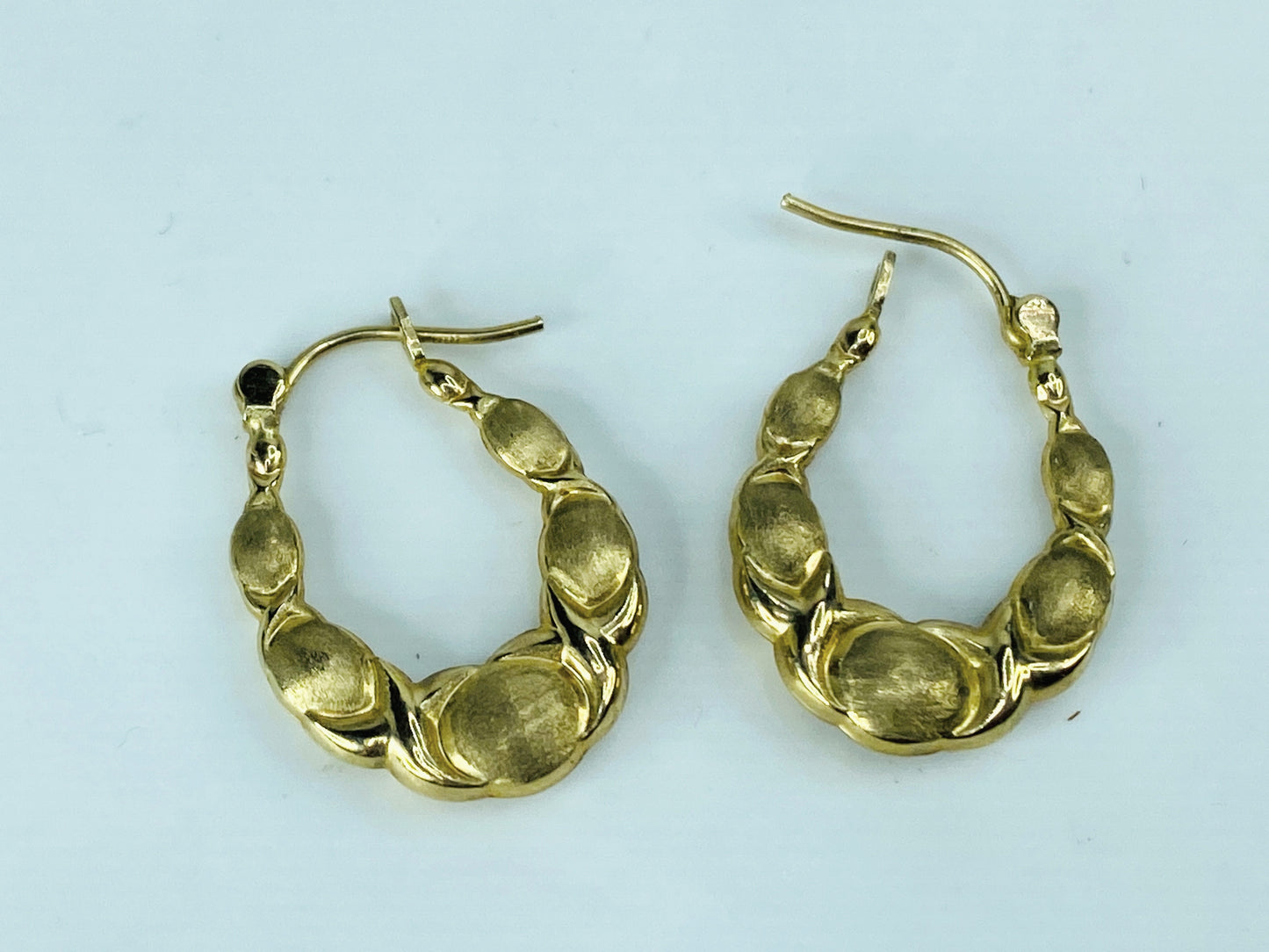 10k Yellow Gold satin/polish finish XO Hugs and Kisses Love Earrings JR1009