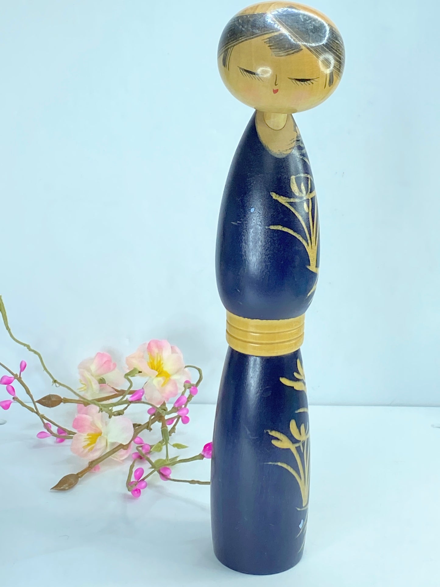 10" tall Japanese Kokeshi Doll "Semishigure" Moon Shadow by SUIGAI SATO A189