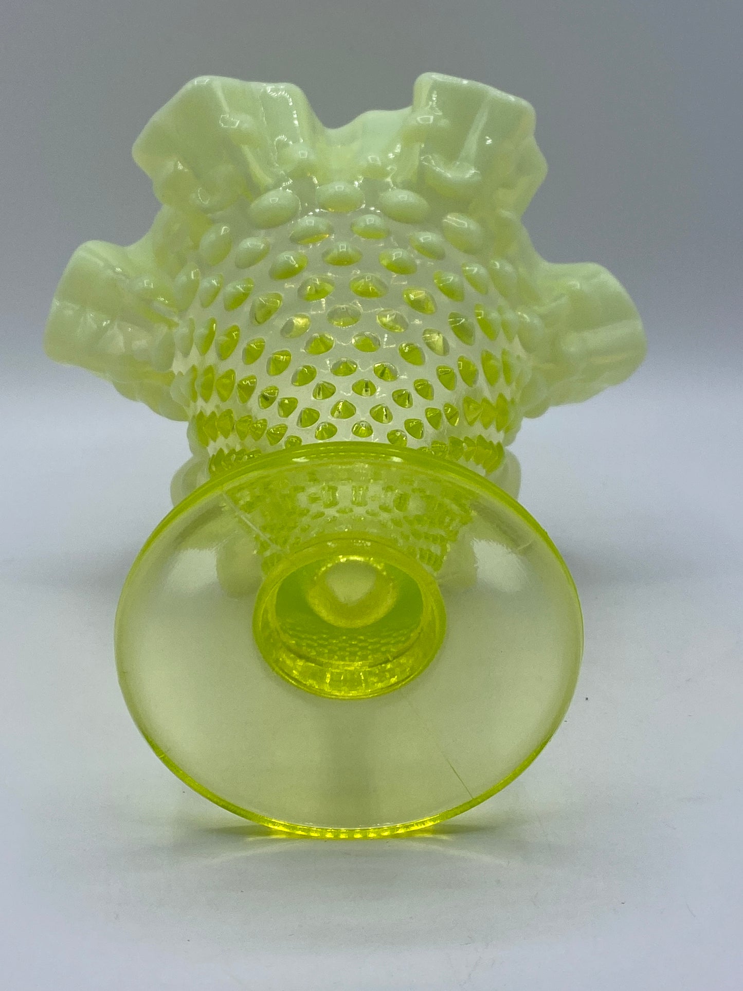 c1950s Fenton Yellow Topaz Glass Translucent Crimped Vase 5 3/4" A264