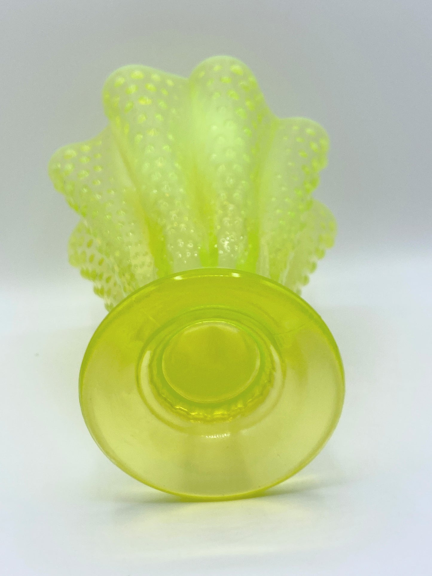 c1959s Exceptional Fenton Topaz Hobnail Opalescent 8 3/4" Handkerchief Vase A259