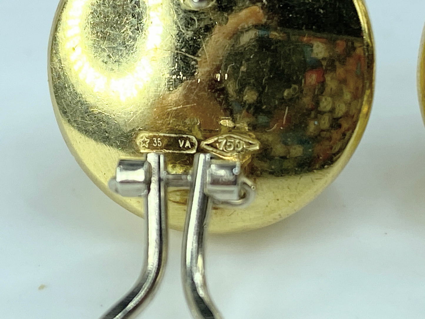 18K yellow gold button dome French back clip on earrings 10.4g JR1023