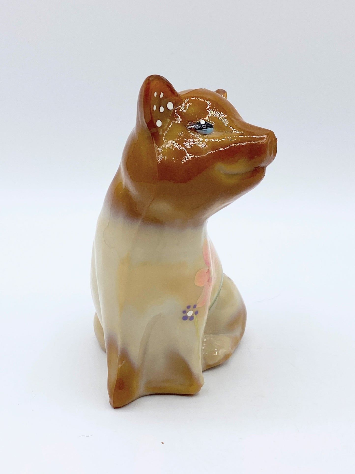 2009 Fenton Caramel Piggy Beige outfit HP Flower & Butterfly by J Cutshaw A269