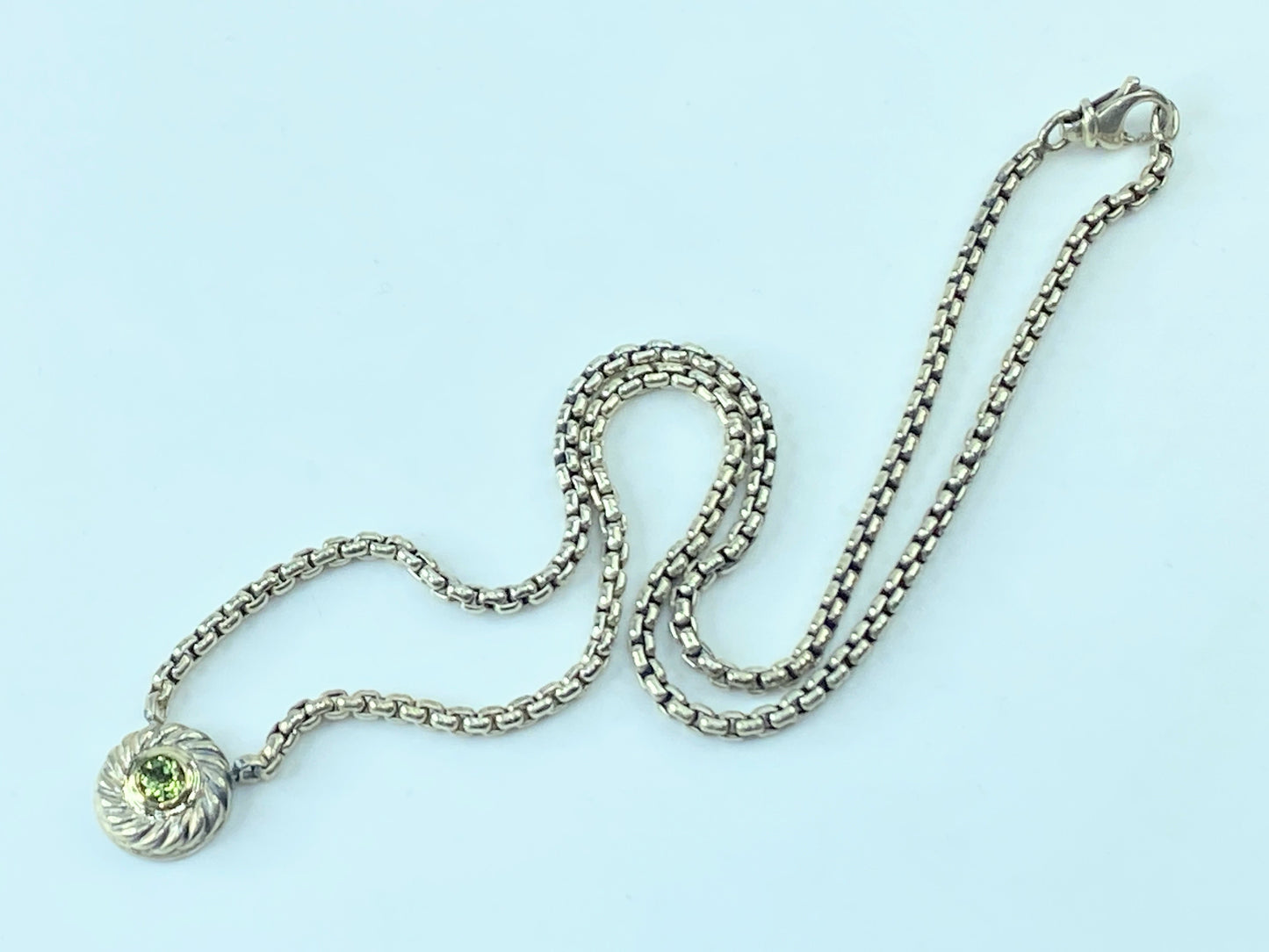 David Yurman Sterling Silver and 18K Yellow Gold Peridot Cookie Necklace JR369