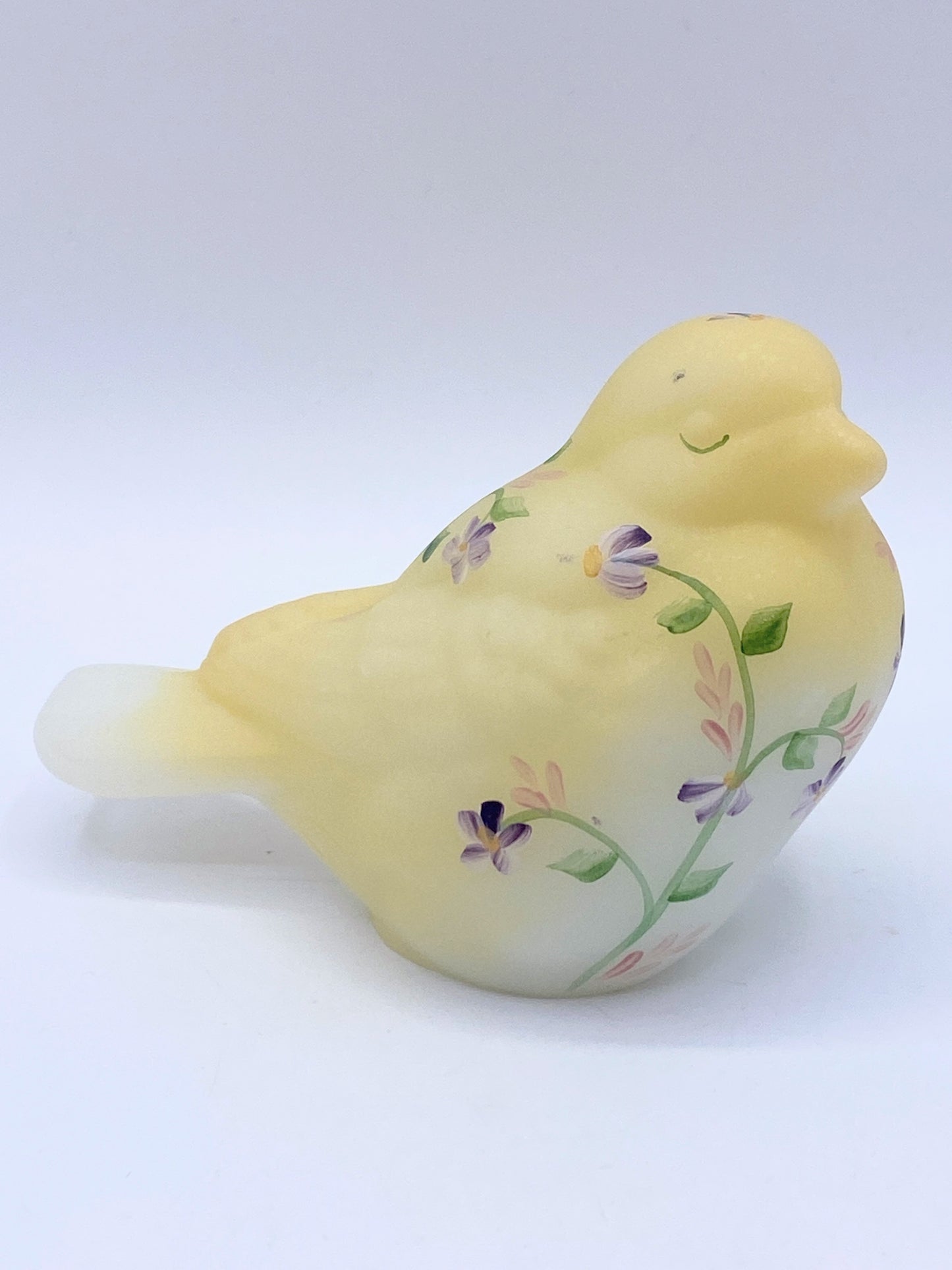 Fenton White Opal Satin HP SongBird Qvc Exclusives by Pam Fleak discontinue A273