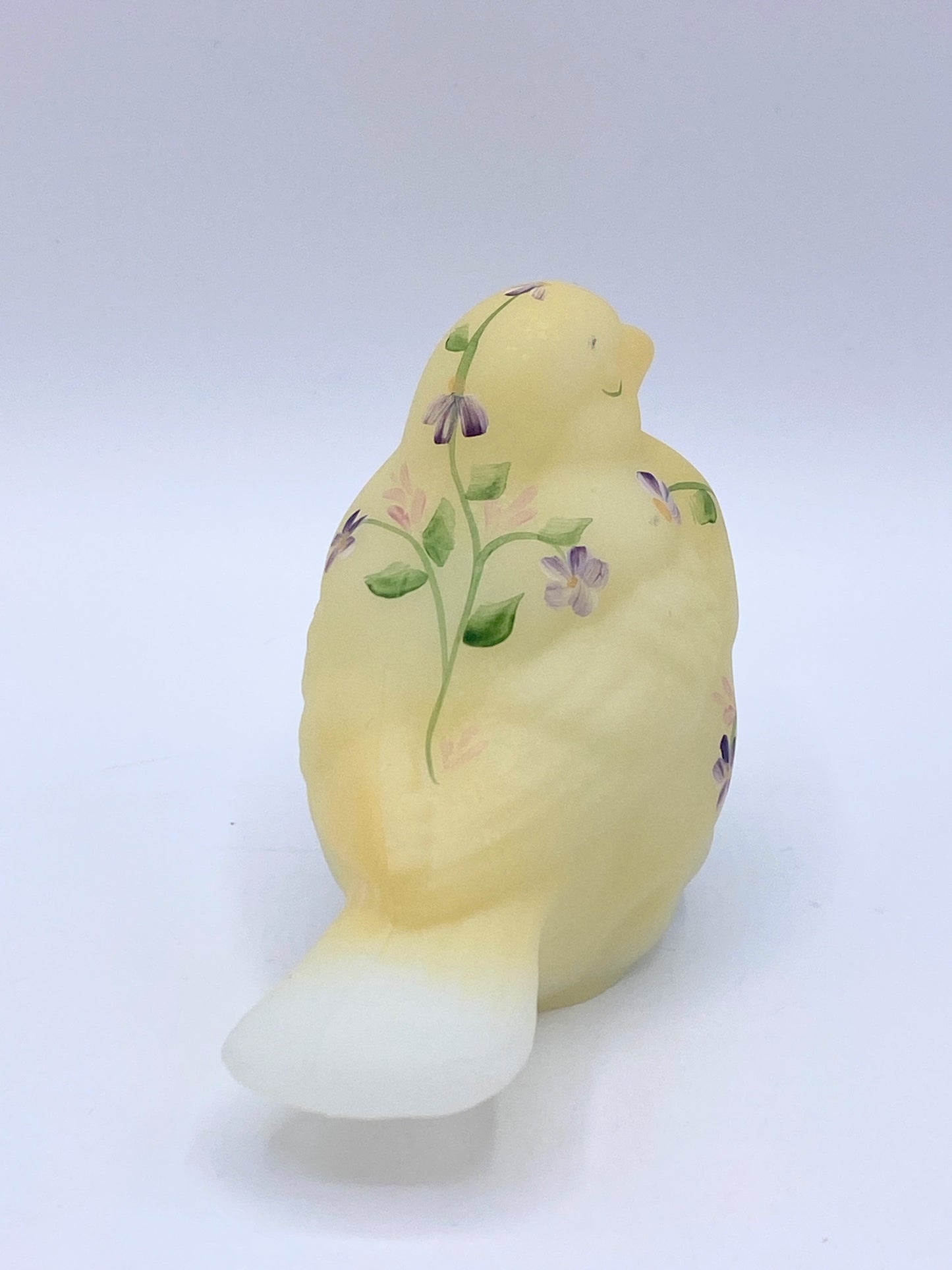 Fenton White Opal Satin HP SongBird Qvc Exclusives by Pam Fleak discontinue A273