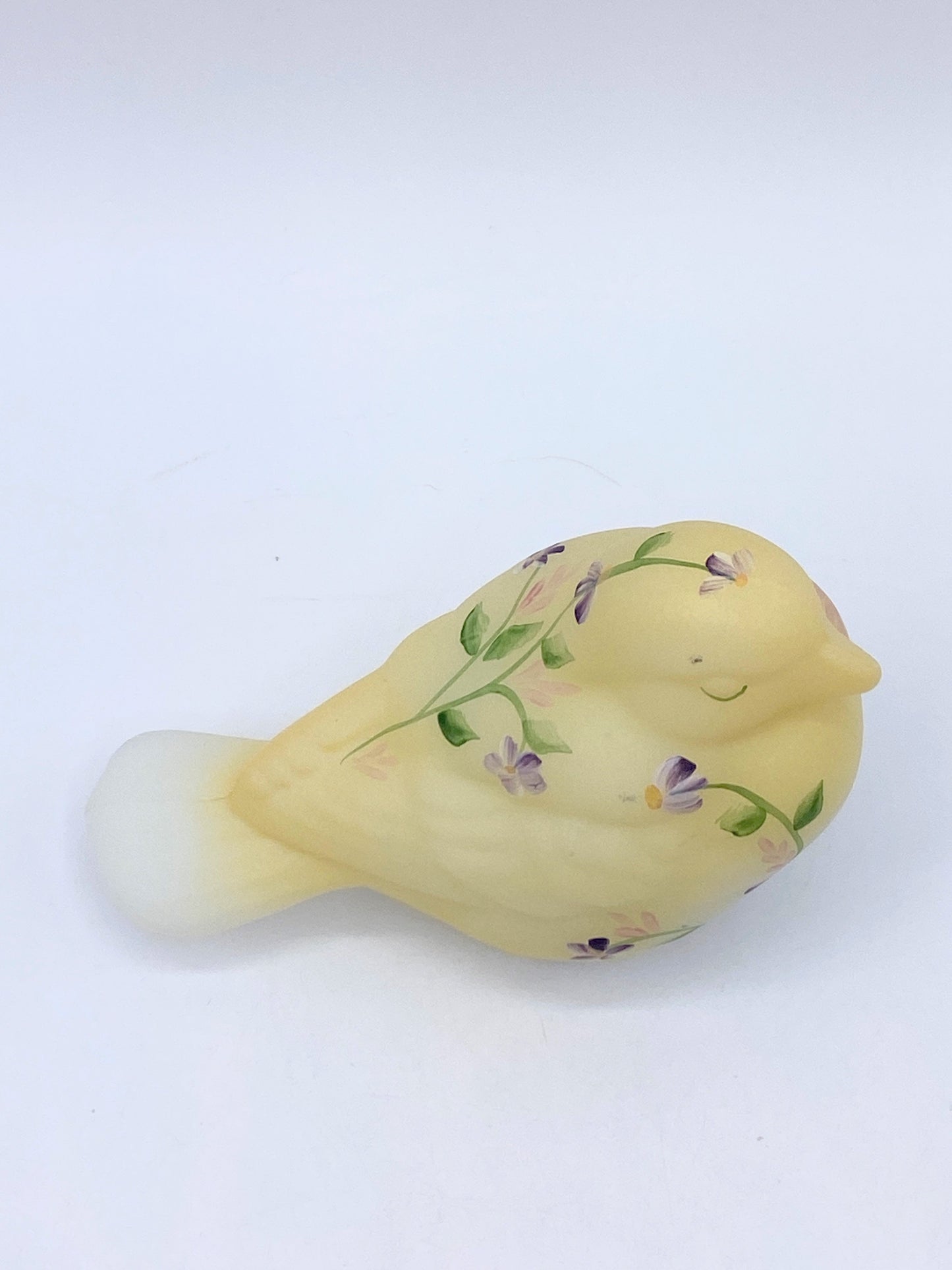 Fenton White Opal Satin HP SongBird Qvc Exclusives by Pam Fleak discontinue A273