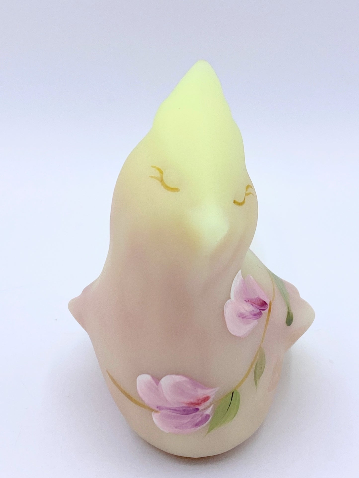 Rare Fenton burmese glass hand painted Cardinal glows pink flower A274