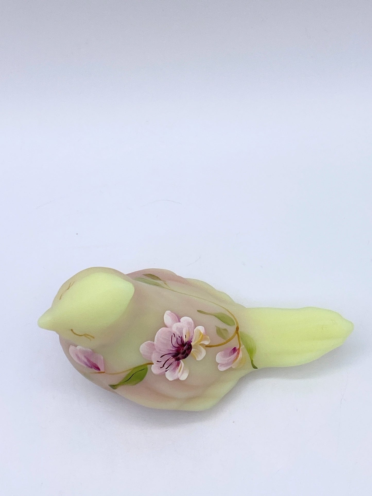 Rare Fenton burmese glass hand painted Cardinal glows pink flower A274