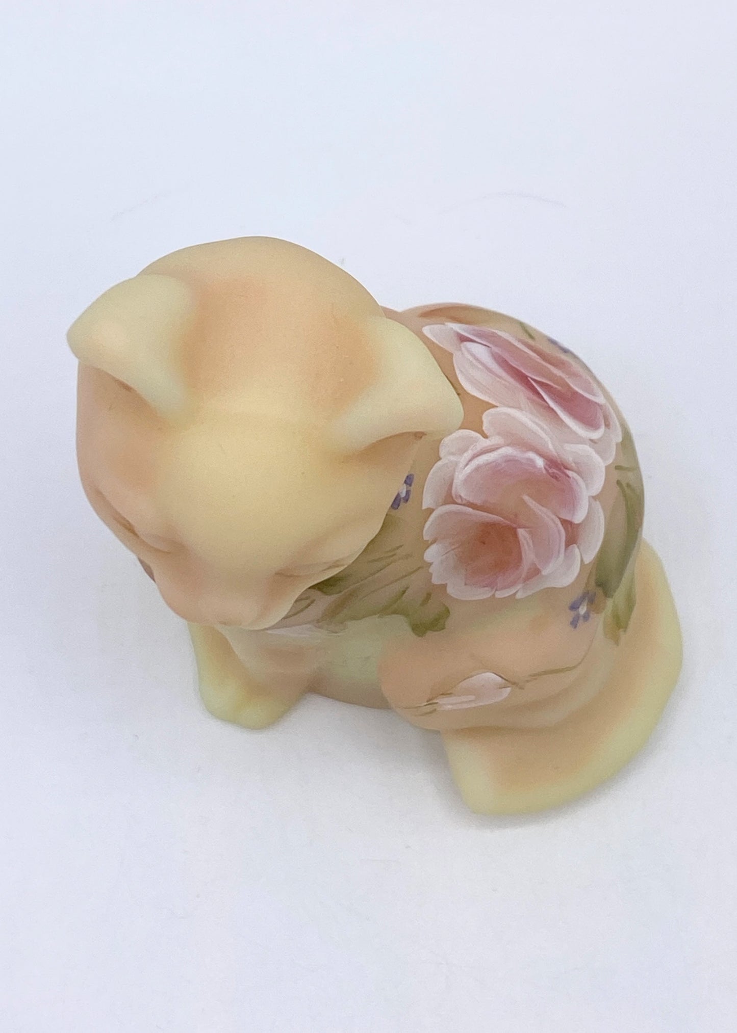 Fenton by M Kibbe Burmese glows Rose body sitting cat eye closed A275