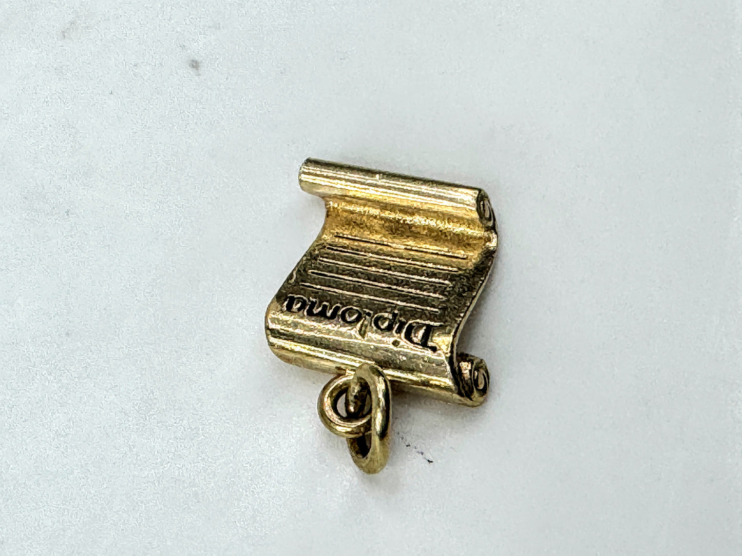 14K Gold Diploma Scroll Graduation Charm Pendant 1956 JR1694