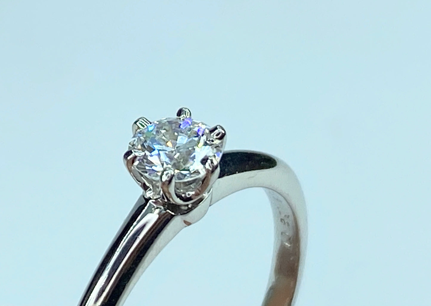 Tiffany & Co. Solitaire 0.36ct Round brilliant diamond Platinum 950 s7 JR9921