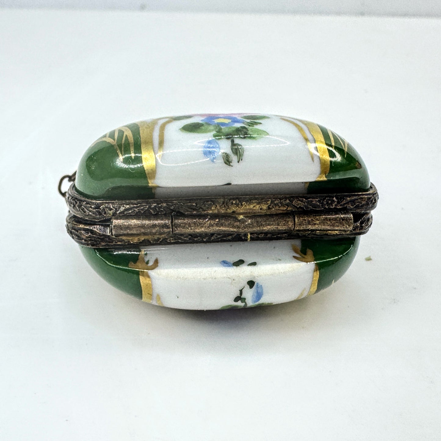 French Limoges Hand Painted Purse Trinket Box w Chain Peint Main A1048