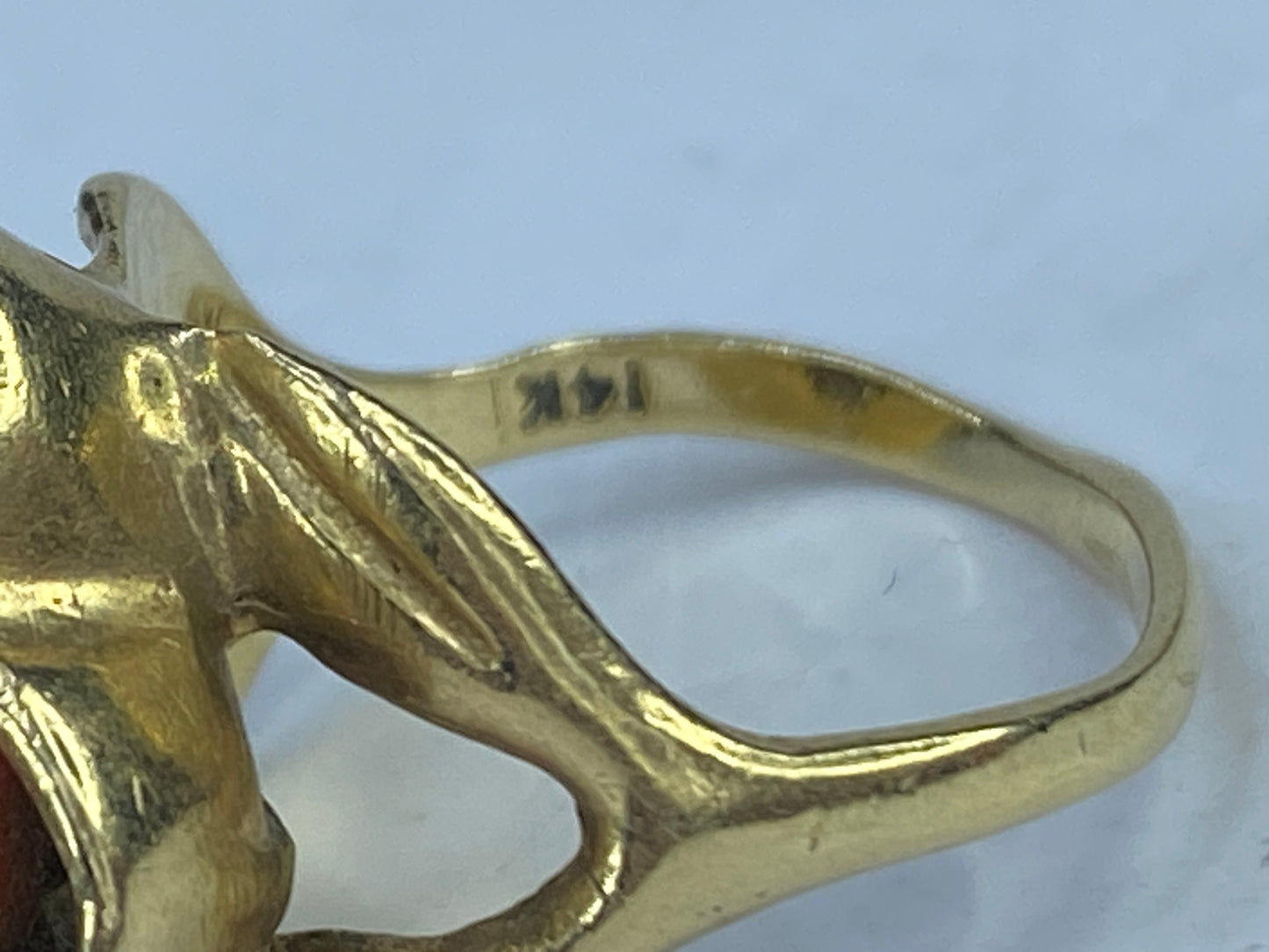 Mid Century 14K gold imitation Coral Foliage open work design ring