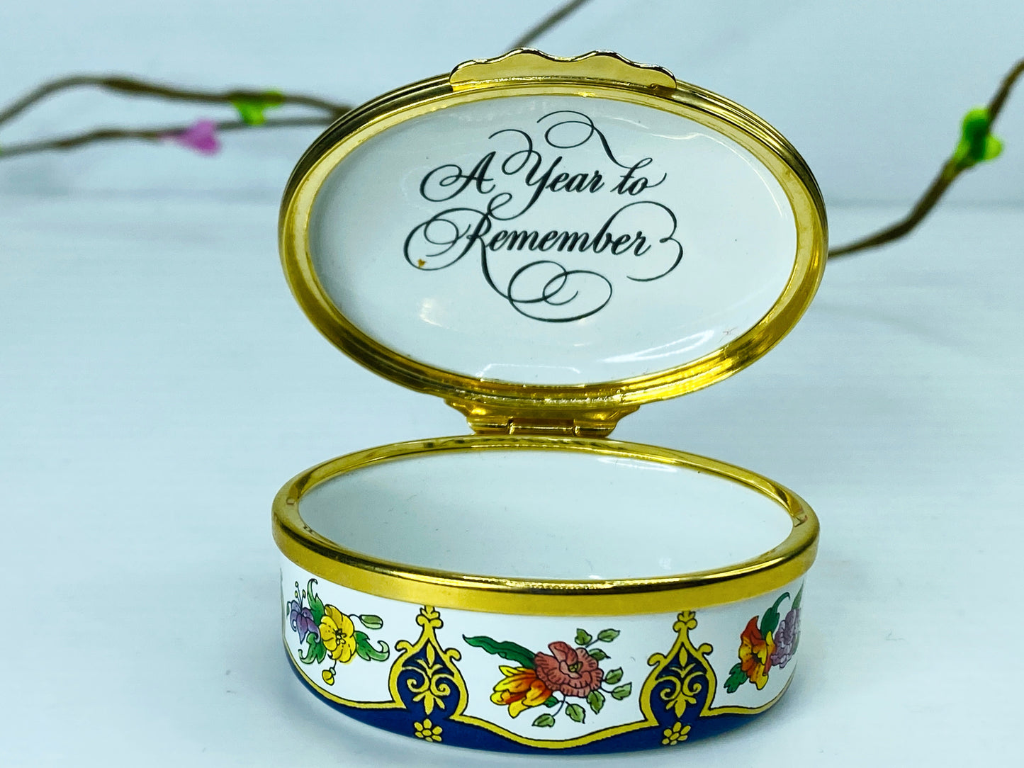 1996 Halcyon Days 'A Year to Remember' Annual Box 2.0" A464