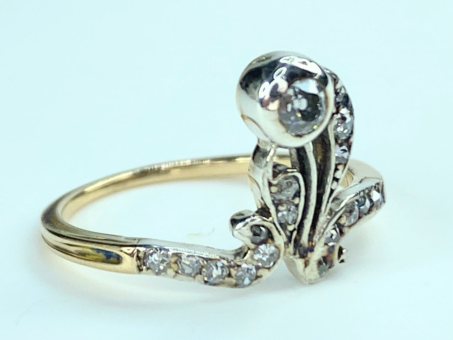 French Victorian 0.15ct old euro cut diamond floral engagement ring 2.3g JR9965
