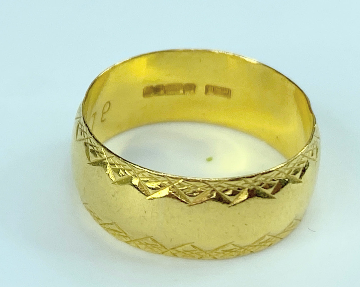 Birmingham 1987s 8.0mm high polished 22K gold men's wedding band 6.4g JR9973